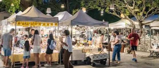 Thursday in the Square