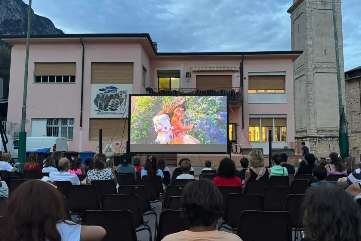 Cinema all'aperto: "I Puffi – Il film"
